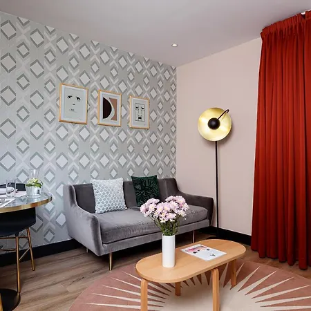 Boutique Ξενοδοχείο με διαμερίσματα 4*